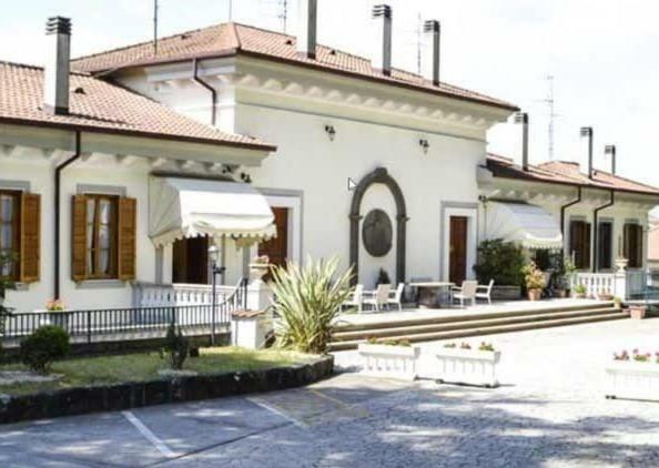 La Tenuta Di Bacco 호텔 콜레페로 외부 사진