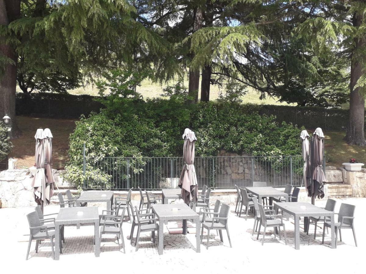 La Tenuta Di Bacco 호텔 콜레페로 외부 사진