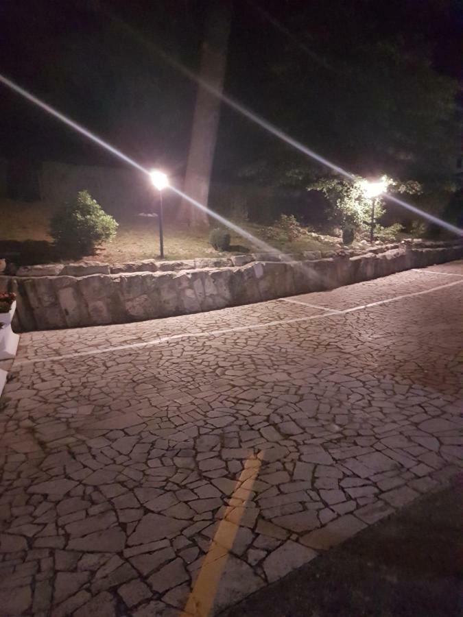 La Tenuta Di Bacco 호텔 콜레페로 외부 사진