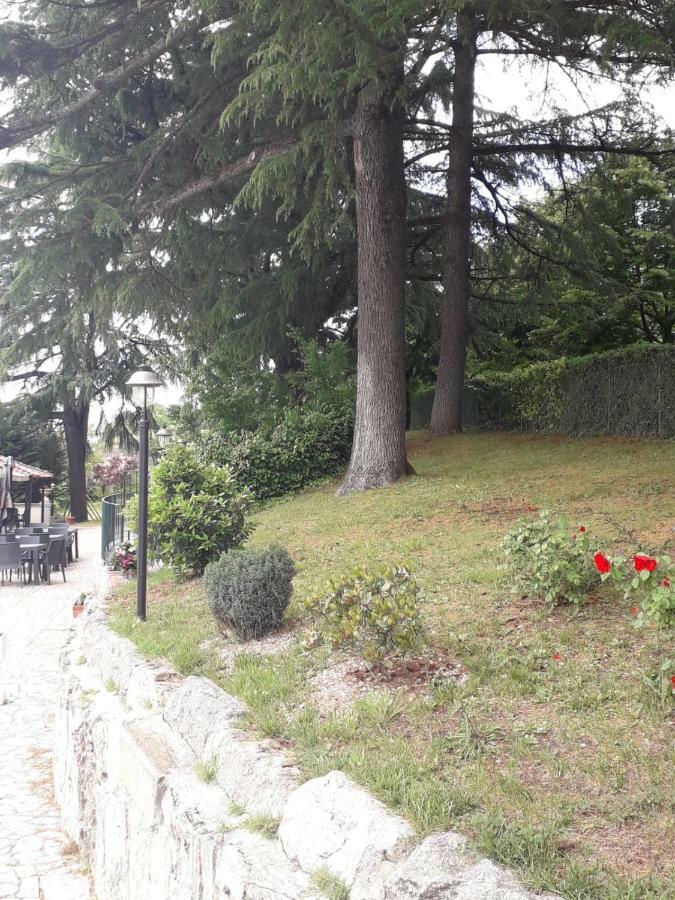 La Tenuta Di Bacco 호텔 콜레페로 외부 사진