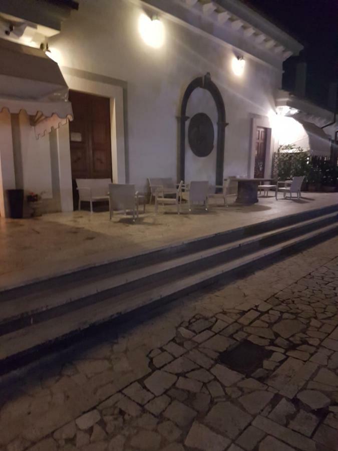 La Tenuta Di Bacco 호텔 콜레페로 외부 사진